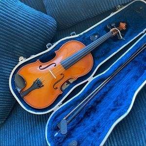 Strunal Violin Brand New never used with Horsehair Bow
